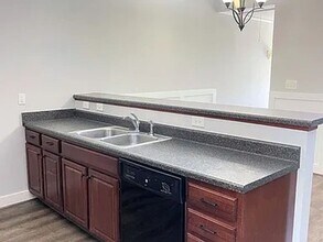 196 The Heights Dr in Calera, AL - Building Photo - Building Photo
