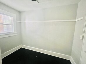 Coliseum Apartments in St. Petersburg, FL - Building Photo - Building Photo