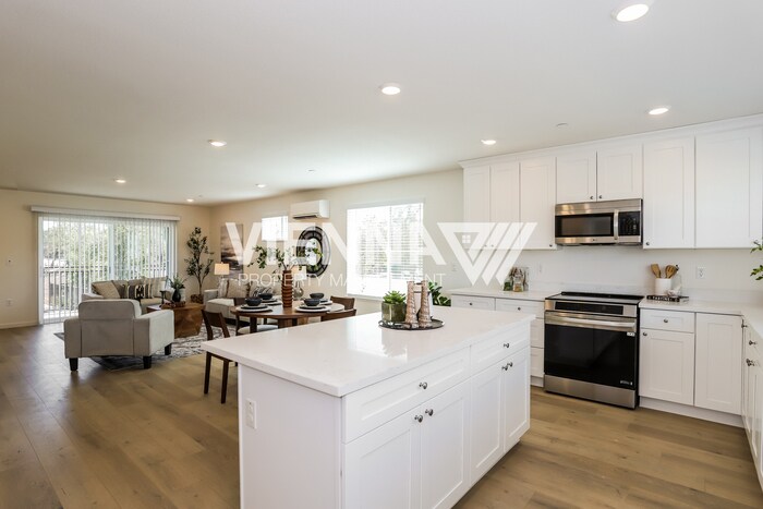 7996 Quiet Knolls Dr in Antelope, CA - Building Photo