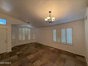4680 S Greythorne Way in Chandler, AZ - Building Photo - Building Photo
