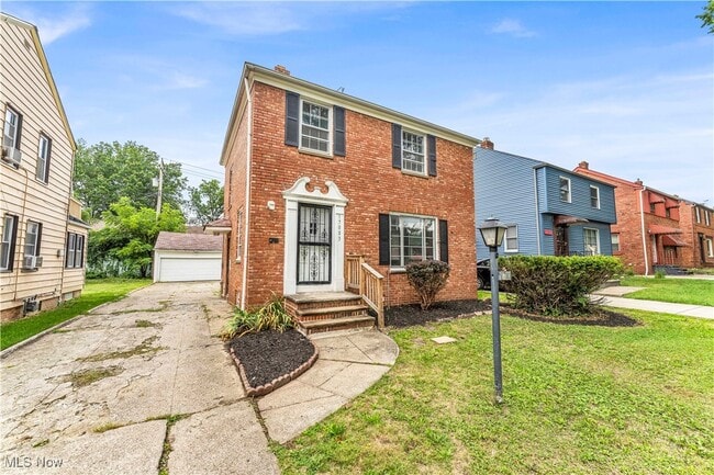 17003 Talford Ave in Cleveland, OH - Foto de edificio - Building Photo