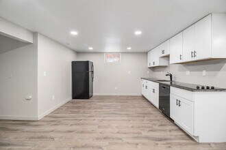 2275 S Birch St in Denver, CO - Building Photo - Building Photo