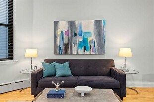 24 E 38th St in New York, NY - Building Photo