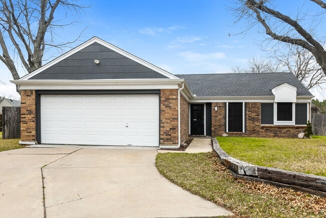 property at 3900 Dogwood Ct