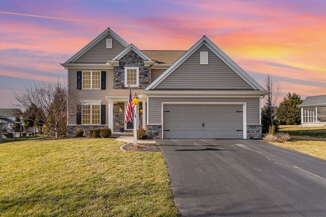 105 Shade Tree Dr in Lancaster, PA - Building Photo - Building Photo