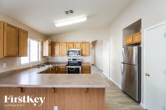 930 E Nardini St in Queen Creek, AZ - Building Photo - Building Photo