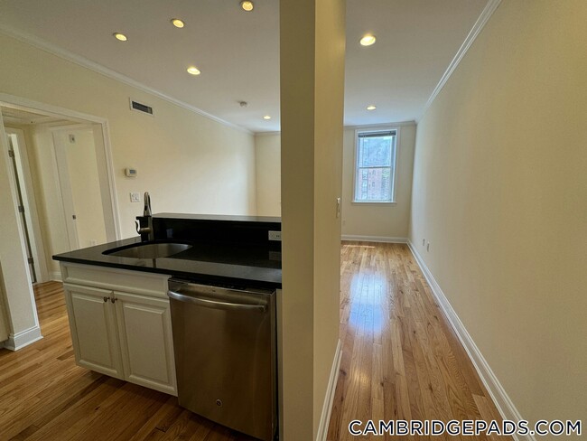 3 Chauncy St in Cambridge, MA - Building Photo - Building Photo