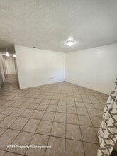 772 Garden Grove Ave in Norco, CA - Building Photo - Building Photo
