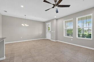 9415 Randal Park Blvd in Orlando, FL - Building Photo - Building Photo