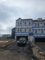 164 Sweetwater Dr in Moon Township, PA - Building Photo