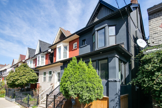 149 Carlaw Ave in Toronto, ON - Building Photo - Building Photo