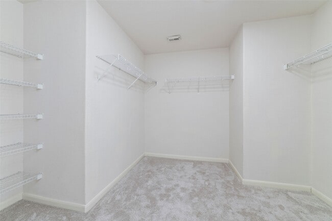 8418 Village Rose Ln