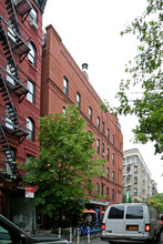 242 Mott St in New York, NY - Building Photo - Building Photo