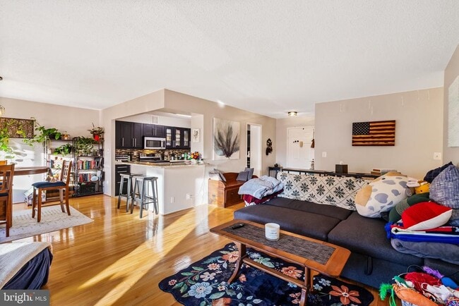 property at 5904 Mt Eagle Dr
