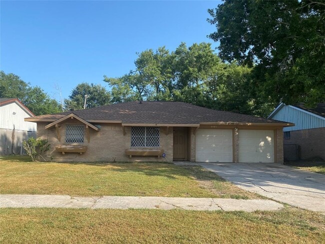 property at 6107 McKinstry Blvd