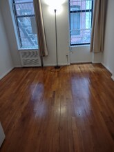 W. 45th St, 9th Ave, Unit 1 in New York, NY - Building Photo - Building Photo