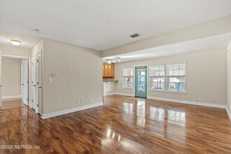 3434 Blanding Blvd in Jacksonville, FL - Building Photo - Building Photo