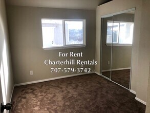 332 Todd Rd in Santa Rosa, CA - Building Photo - Building Photo