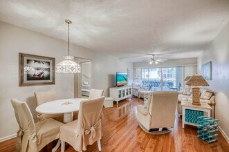 11 Westwood Ave in Tequesta, FL - Building Photo - Building Photo