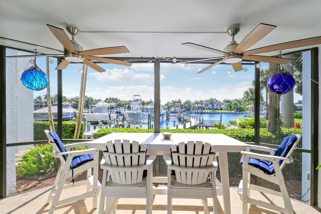 515 Bay Colony Dr N in North Palm Beach, FL - Building Photo