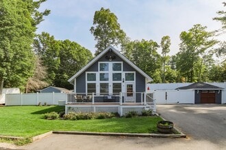 34 Blueberry Cir in Hampstead, NH - Building Photo - Building Photo