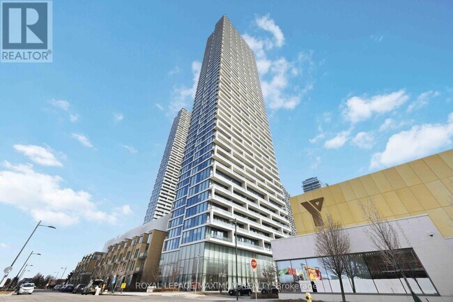 5 Buttermill Ave. in Vaughan, ON - Building Photo - Building Photo