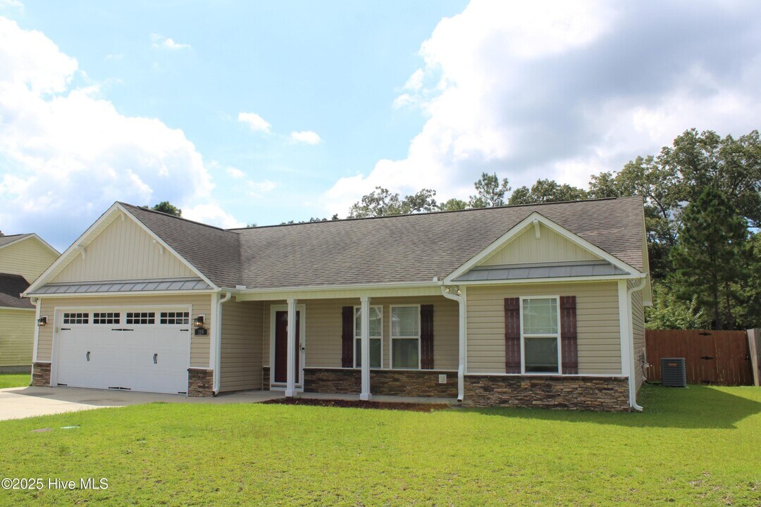 119 Gobblers Way in Richlands, NC - Building Photo