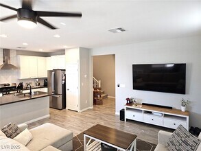 4109 Cloudless Ave in North Las Vegas, NV - Foto de edificio - Building Photo