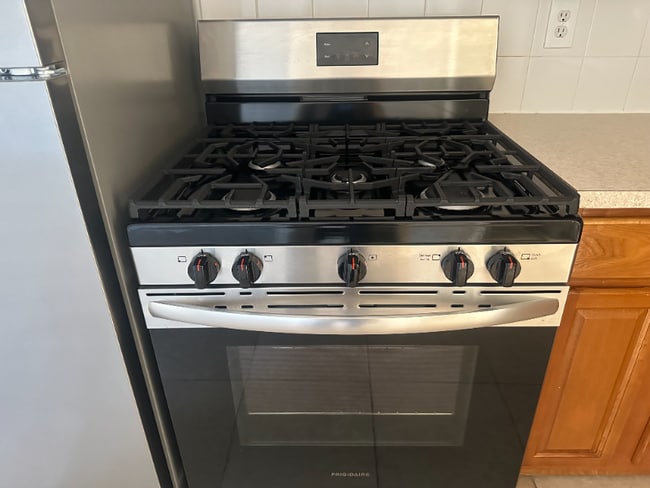 6114 Palisade Ave, Unit 303 in West New York, NJ - Building Photo - Building Photo