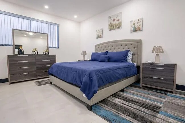 2200 N Interstate 35E in Carrollton, TX - Building Photo - Building Photo