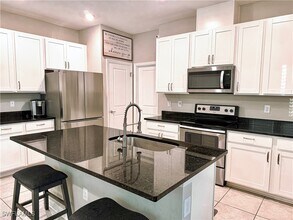 11524 Woodleaf Dr in Bradenton, FL - Building Photo - Building Photo