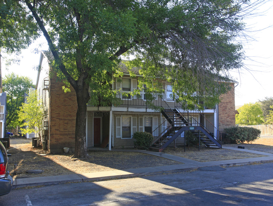 Fourplex in Austin, TX - Building Photo