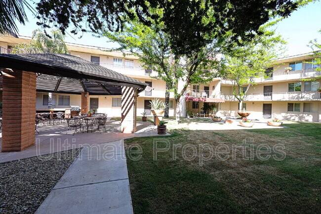 property at 4727 E Lafayette Blvd