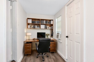 206 S Elm St in Kemp, TX - Building Photo - Building Photo