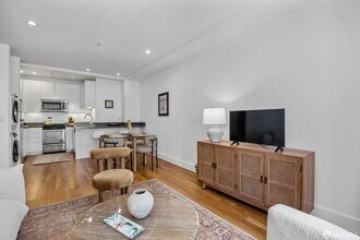 901 Bush St in San Francisco, CA - Building Photo - Building Photo