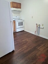 220 Dogwood Pointe Dr in McMinnville, TN - Foto de edificio - Building Photo