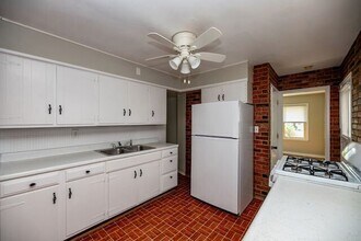 2916 North Saint Philomena Court in Peoria, IL - Building Photo - Building Photo