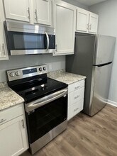 912 Peralta St in Pittsburgh, PA - Building Photo - Building Photo