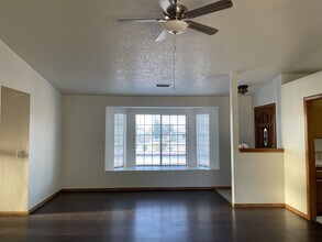 14625 Live Oak St in Hesperia, CA - Building Photo - Building Photo