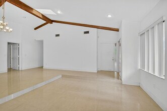 7576 Sierra Terrace E in Boca Raton, FL - Building Photo - Building Photo