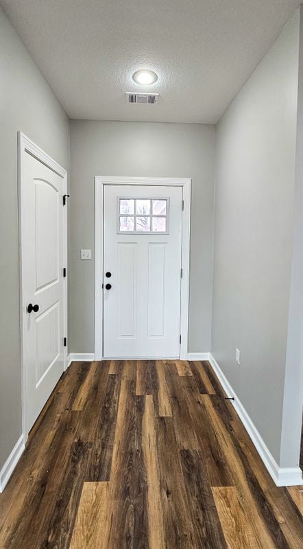 102 Clearwater Dr in Brookland, AR - Foto de edificio - Building Photo