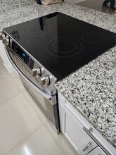 4321 W McNab Rd in Pompano Beach, FL - Foto de edificio - Building Photo