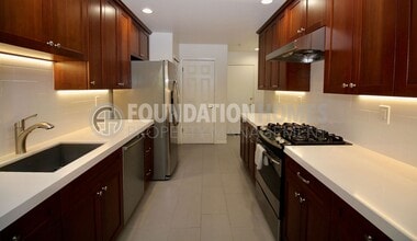 7 Adrian Terrace in San Rafael, CA - Building Photo - Building Photo