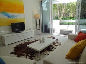 2155 Washington Ct-Unit -103 in Miami Beach, FL - Building Photo - Building Photo
