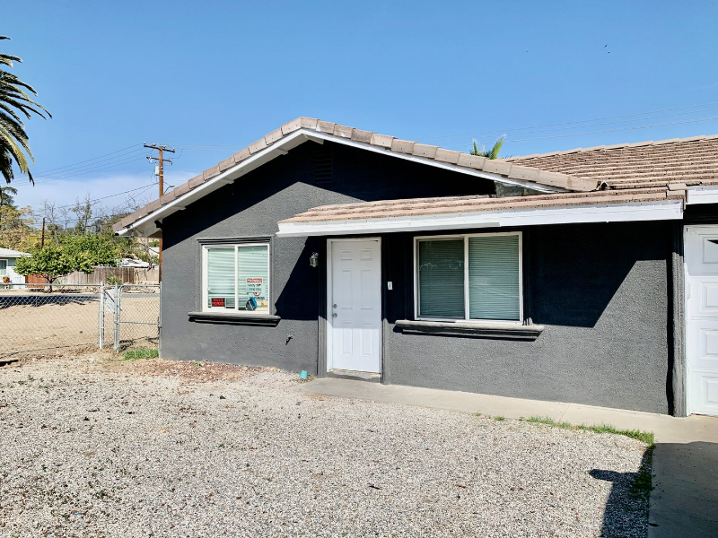 16510 Lakeshore Dr in Lake Elsinore, CA - Building Photo