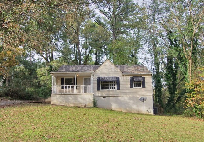 property at 892 Midway St SE