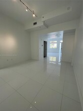 2160 Park Ave in Miami Beach, FL - Building Photo - Building Photo