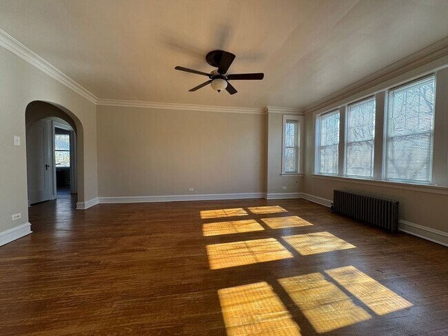 1112-11A1 Curtiss St in Downers Grove, IL - Building Photo - Building Photo