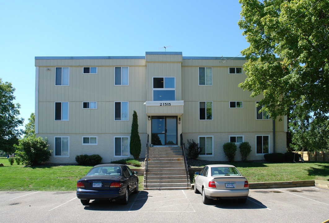 Sugar Maples in Rogers, MN - Foto de edificio