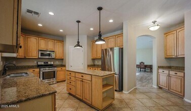 17269 W Morning Glory St, Unit 609 in Goodyear, AZ - Building Photo - Building Photo